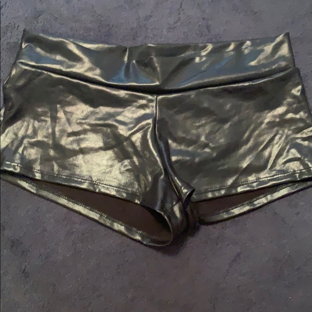 Small black shorts.